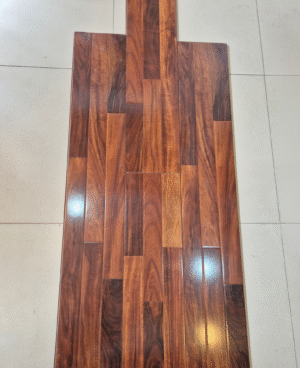 Laminated Parqueting AC4